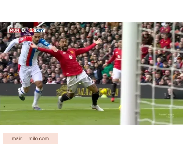 B费点球绝杀打破僵局 曼联逆转局势展现强大决心